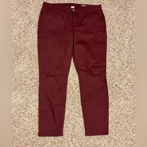 Juniors Arizona Jean Co. maroon/red jegging.